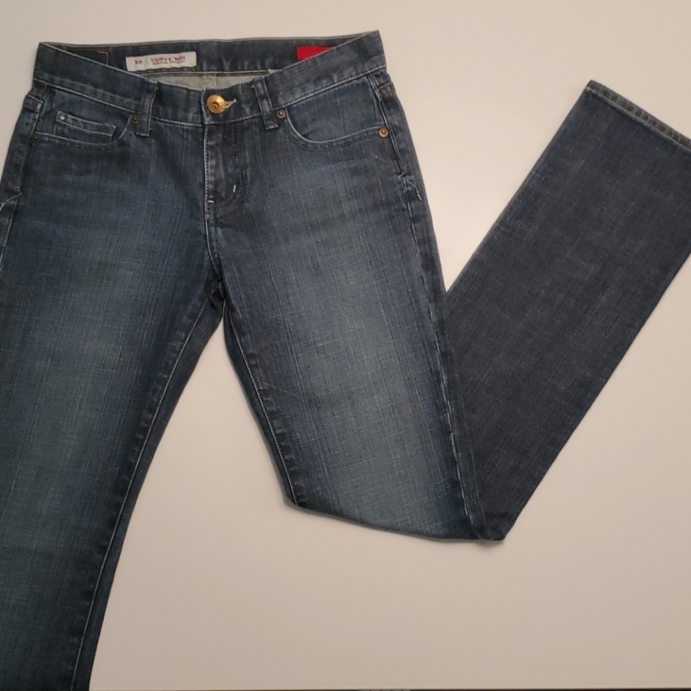 X2 Curvy Regular Rise Straight Leg Jean Size 0